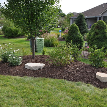 Yorkville - Landscaping Berm