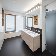 Carlos Bathroom