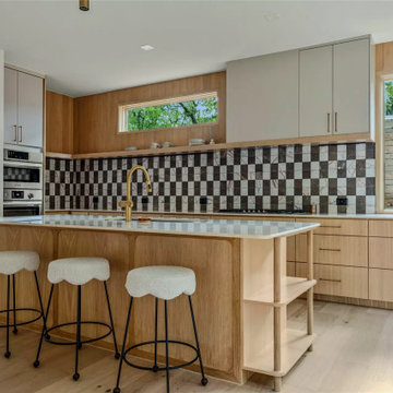 1102 Charlotte St., Austin - Zurich White Oak