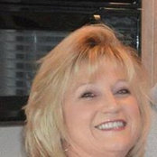 Renee Moore's photo