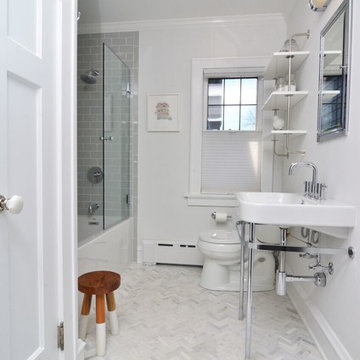 Whitefish Bay Hall Full Bathroom