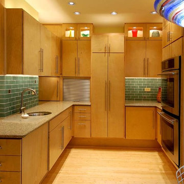 Universal Kitchen