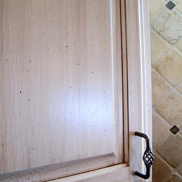 Libertyville Residence (Kitchen Cabinet Before & After)