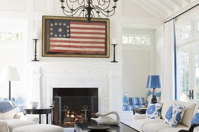 Example of a classic living room design in Boston