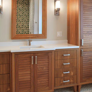 Launer Residence