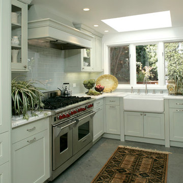 Beach Kitchen, Belvedere Island