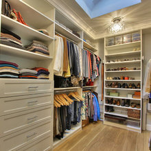 Love this closet and built in shelves