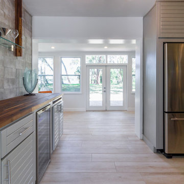 Mid Century Lake House Albert Lee