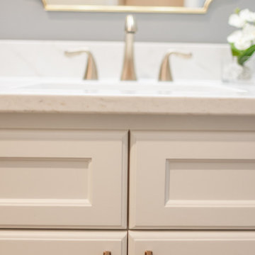 Sherwin Williams Blustery Sky in powder bath