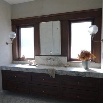 Historic Craftsman Bathroom