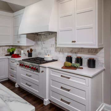 Functional Simplicity: A Modern Kitchen Space