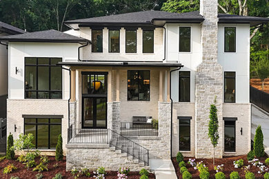 Example of an exterior home design in Nashville