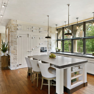 Huntington Manor / Art House