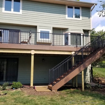Timbertech Deck with Custom Bench