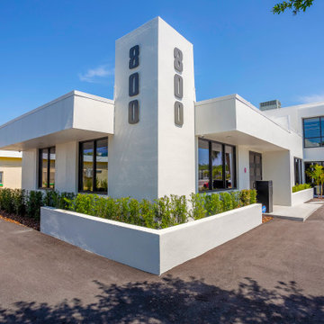 800 Court Exterior