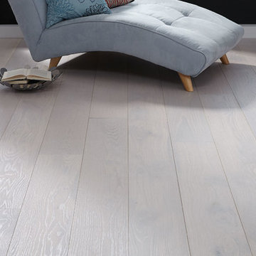 Sparkling Frost - Esssential Collection