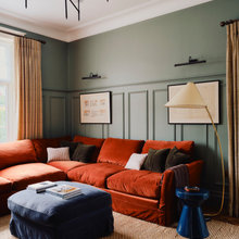 Suburban living rm