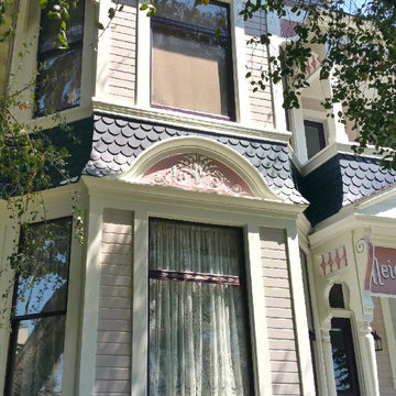 Victorian Lady in East Los Angeles