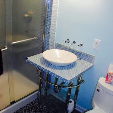 Small space bathroom