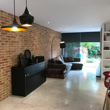 Cocina en el salón de una vivienda unifamiliar