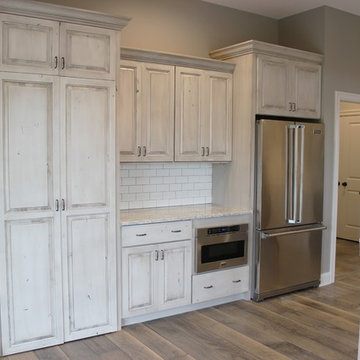 Edgebrooke Homes- Viking Appliances in a Koch White Drift Kitchen.