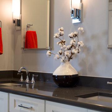 Poorly laid out massive bathroom reaches its full potential