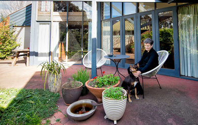 My Houzz: A 1970s Home Basks in its Natural Surroundings