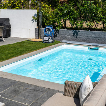 Wuppertal | Isotherm Pool mit Sitzgelegenheit im Pool