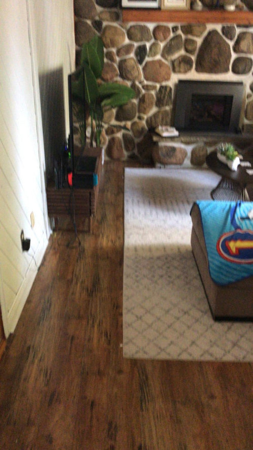 Dead spaces in living room and kitchen