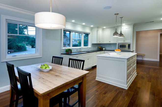 Contemporary Kitchen by mark pinkerton  - vi360 photography