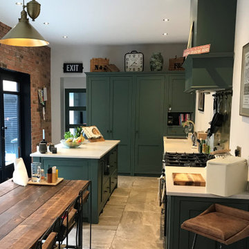 MODERN RUSTIC SHAKER-STYLE KITCHEN IN WEYBRIDGE, SURREY