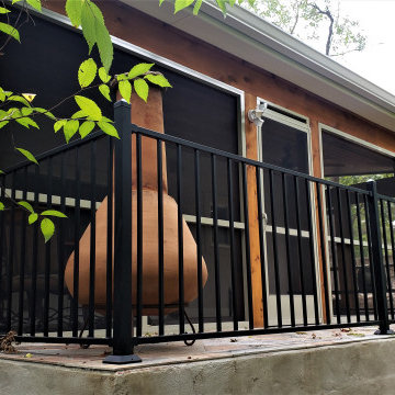 Southwest Austin Screened Room