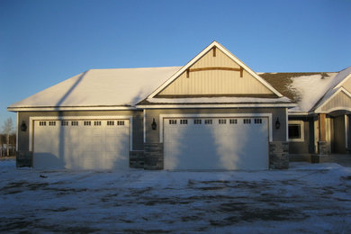 Garage - craftsman garage idea in Minneapolis
