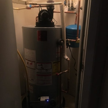Rheem 1.5 ton 14 seer air conditioner -First company 1.5 ton in the wall air ha