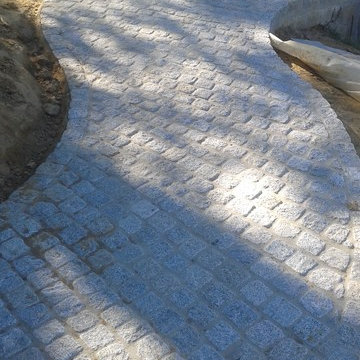 Flagstone walkway and treads