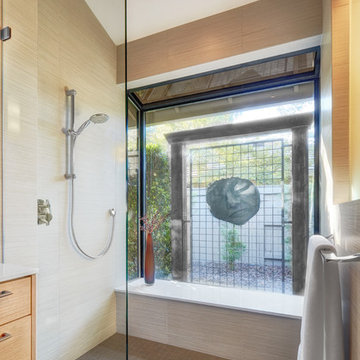 Golder River Buddha Master Bath