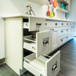 Anchester 2 Gray - Products