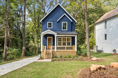 Inspiration for a farmhouse exterior home remodel in Atlanta