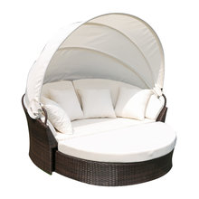 Outdoor lounge