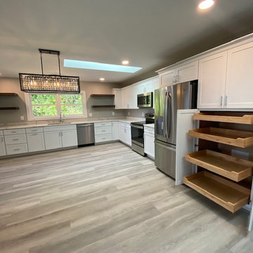 Garage with Apartment/Airbnb Above - Loudoun County, VA