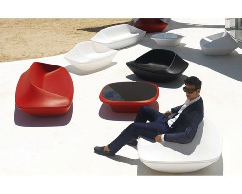 Outdoor Lounge Chairs