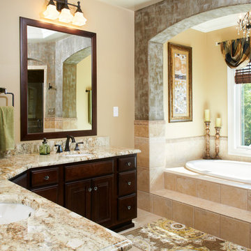 Luxurious Master Bathroom