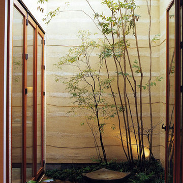 COURTYARD HOUSE