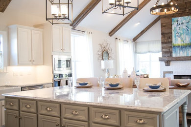 Inspiration for a transitional kitchen remodel in Birmingham
