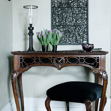 Elegant Entrance. Norman Street