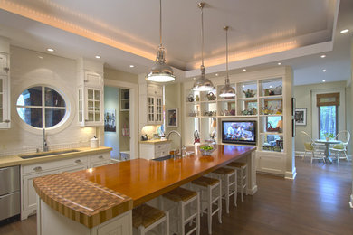 Inspiration for a timeless home design remodel in New York