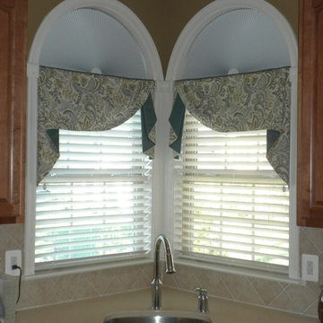 Corner Window-Kitchen