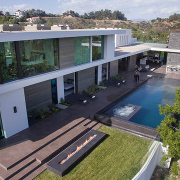 Benedict Canyon Beverly Hills modern resort style home luxury backyard pool terr