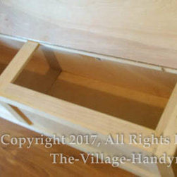 Kitchen built-in bench with piano hinge storage - Products