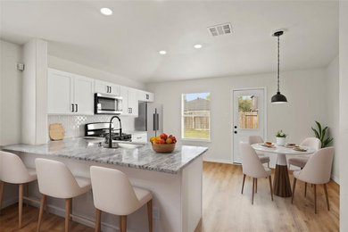 Kitchen photo in Houston